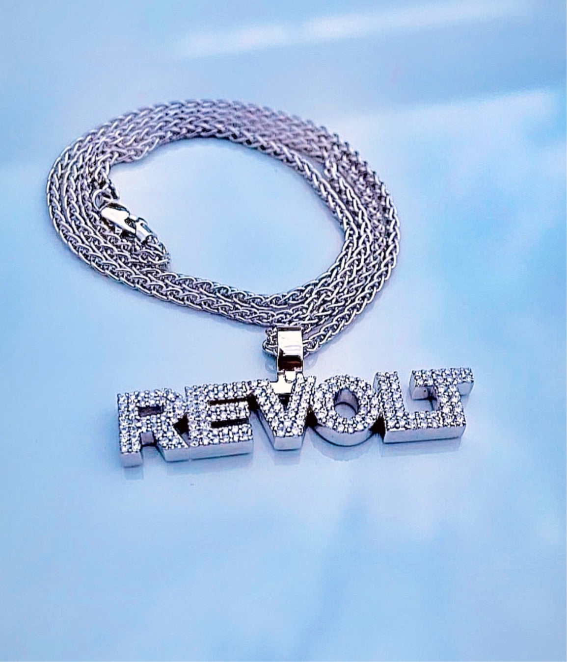 Revolt Pendant