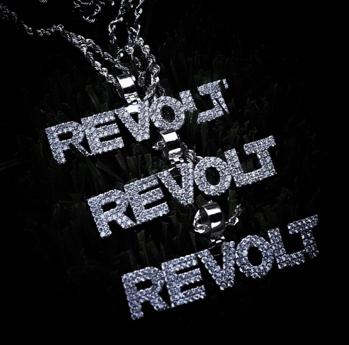 Revolt Pendant