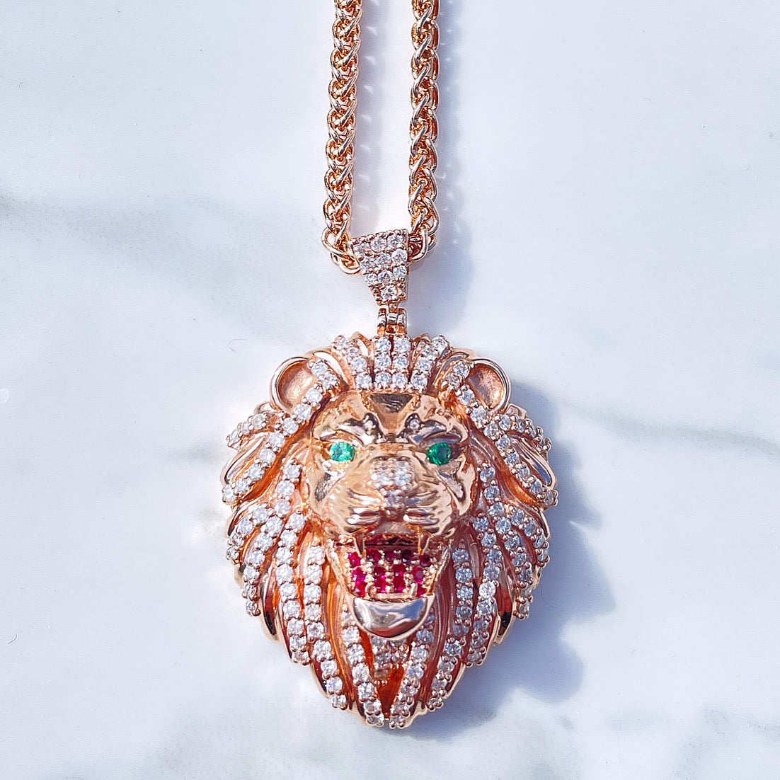 Neméos Pendant